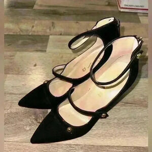 Unisa black suede gold button shoes size 9 NWOT